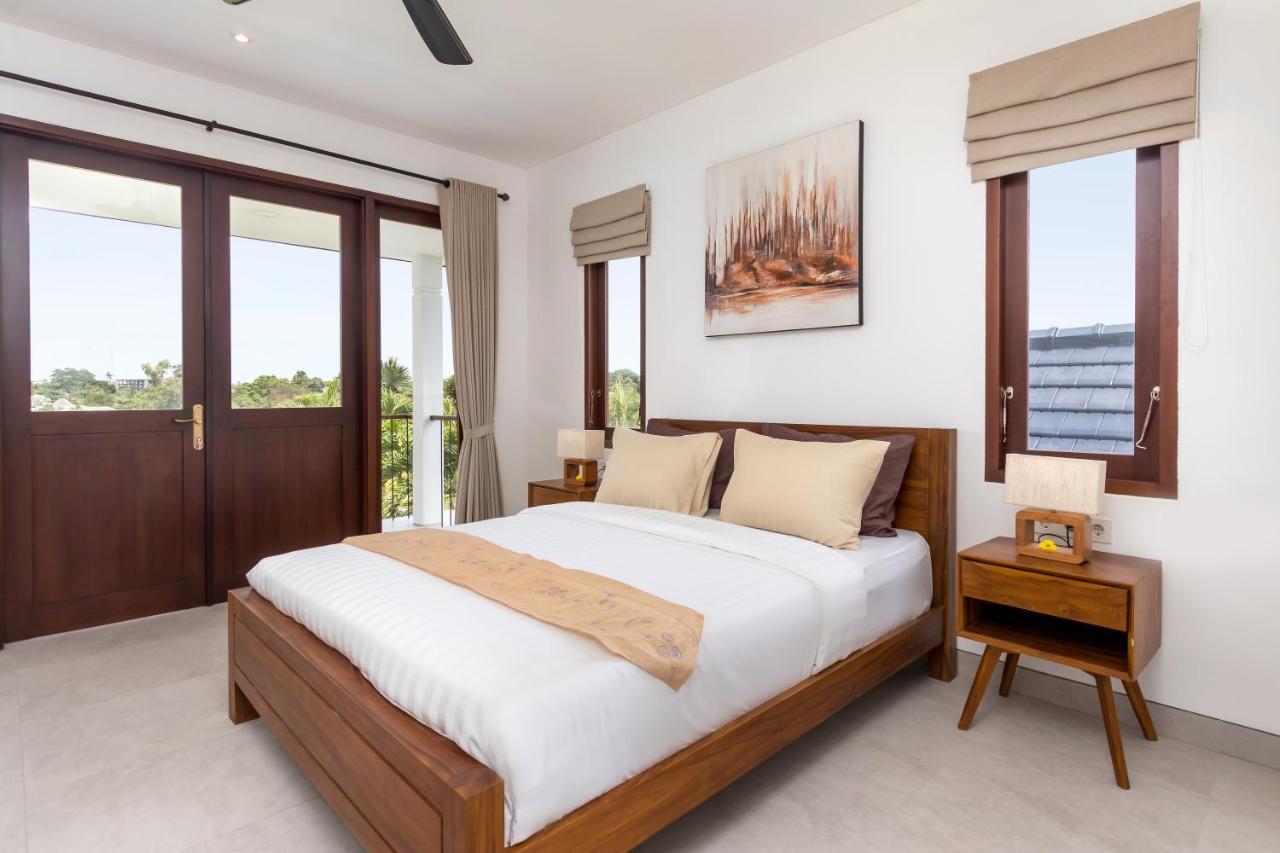 Villa Besakih 5Br, 5 Mins To Beach - Canggu ภายนอก รูปภาพ