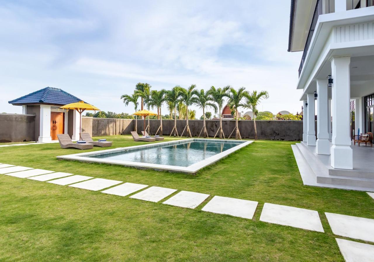 Villa Besakih 5Br, 5 Mins To Beach - Canggu ภายนอก รูปภาพ