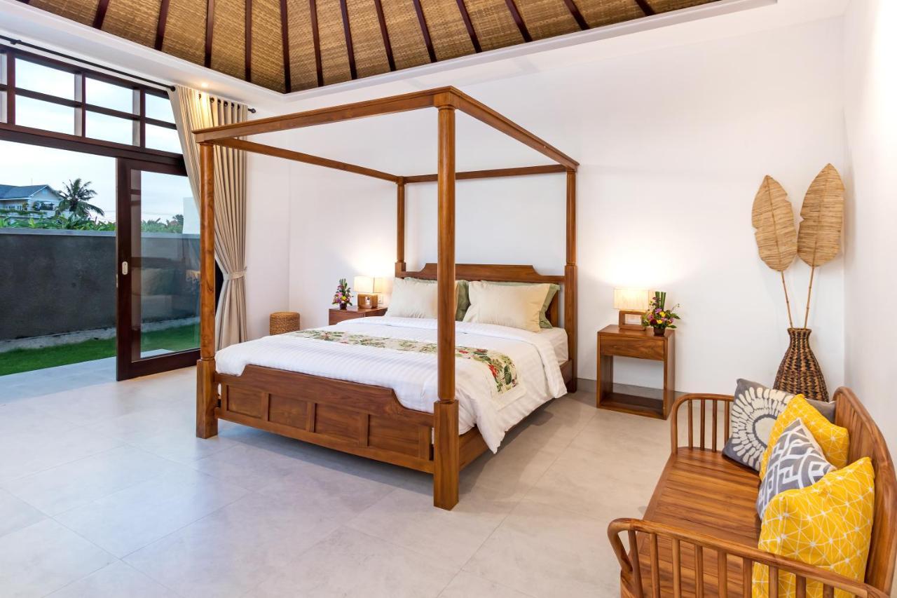 Villa Besakih 5Br, 5 Mins To Beach - Canggu ภายนอก รูปภาพ